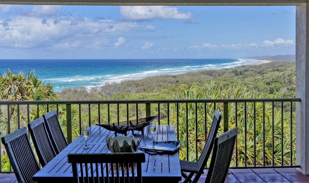 Whale Watch Ocean Beach Resort Point Lookout Bagian luar foto