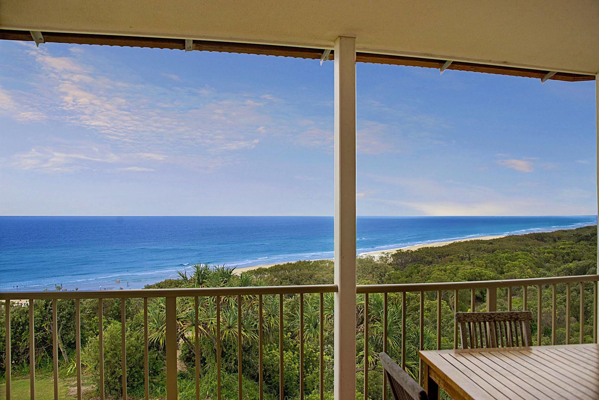 Whale Watch Ocean Beach Resort Point Lookout Bagian luar foto