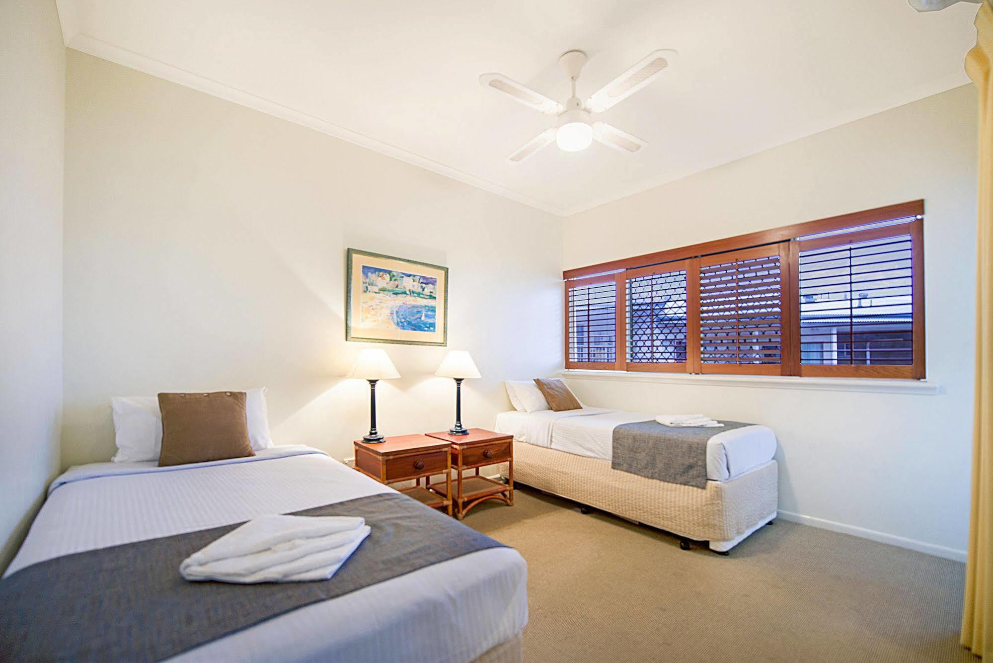Whale Watch Ocean Beach Resort Point Lookout Bagian luar foto